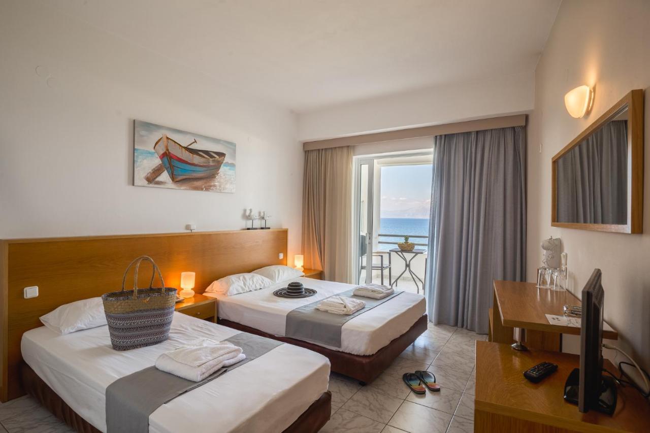 Niforeika Beach Hotel Exterior photo