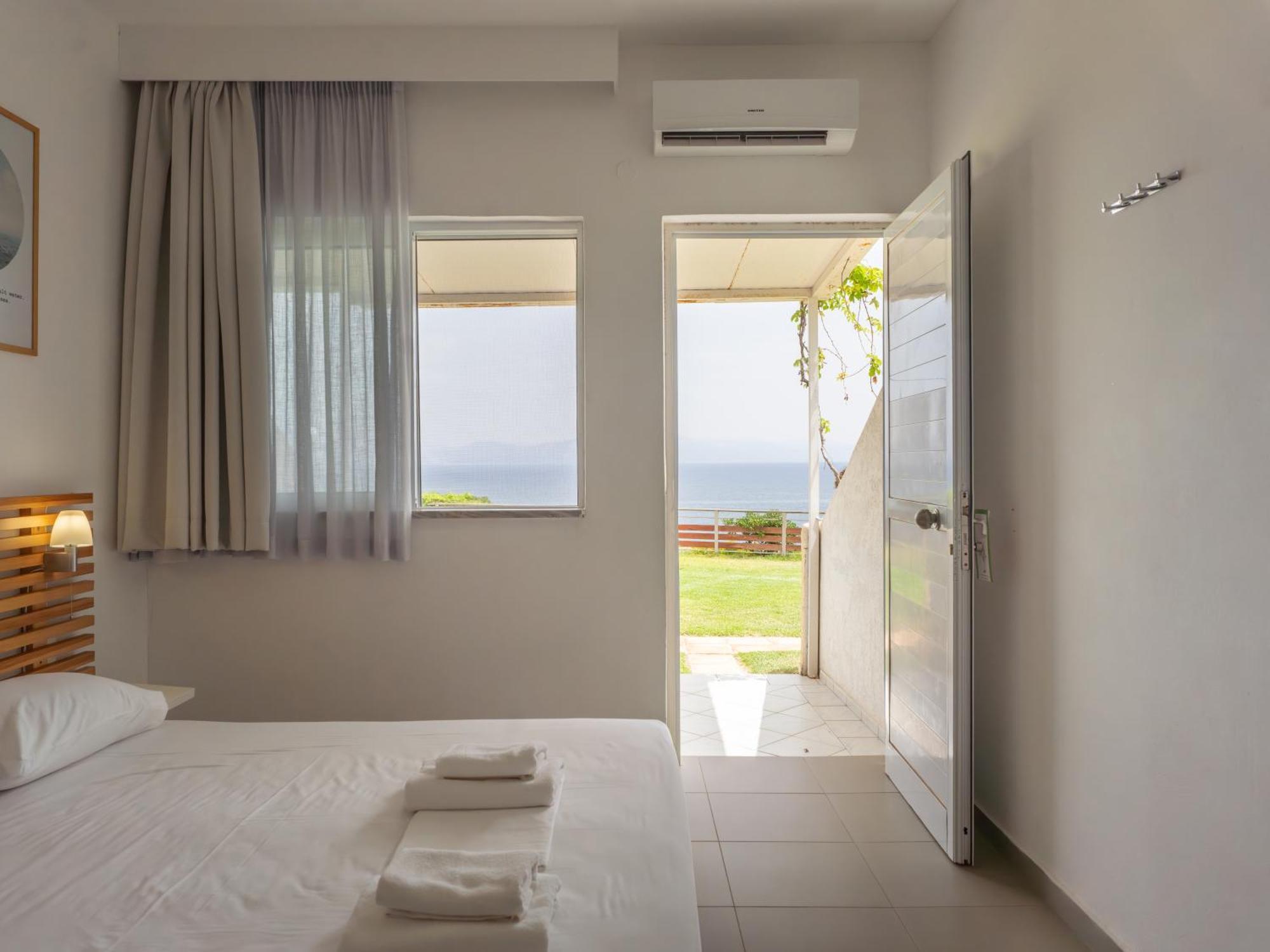 Niforeika Beach Hotel Exterior photo