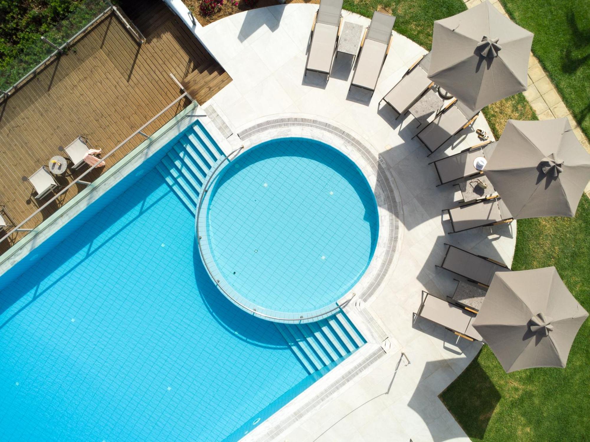Niforeika Beach Hotel Exterior photo
